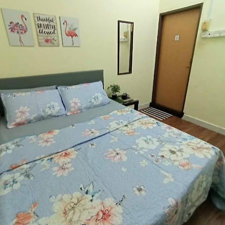 Roomstay Kuala Nerus Gated Parking Kuala Terengganu Exterior foto
