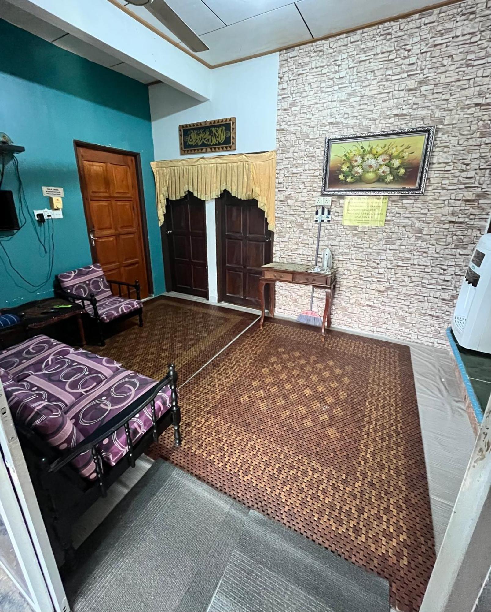 Roomstay Kuala Nerus Gated Parking Kuala Terengganu Exterior foto